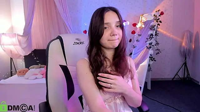 Elvienne online show from July 2026 03:08:01 AM