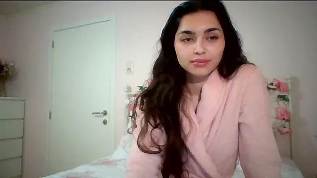 yourbella37 online show from May 2026 07:41:02 PM