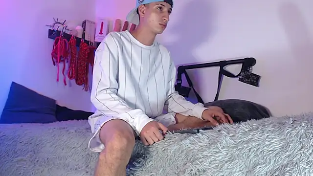 aronleblanc  online show from May 2026 10:53:02 AM