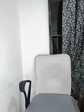 Axy1 1 online show from May 2026 06:14:01 PM