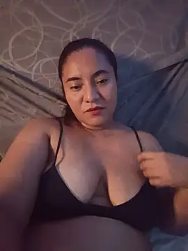 Snapshot of Sweet_Ninaa chatting on May 2026 03:14:02 AM Sweet Ninaa online show from May 2026 03:14:02 AM