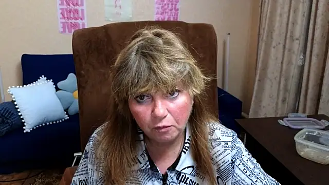 Melania Cook online show from July 2026 09:47:02 PM