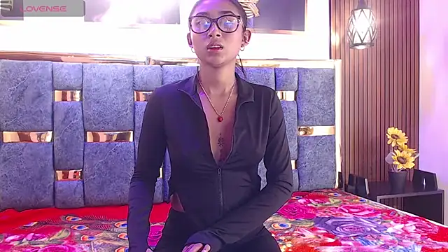 Mia konor06 online show from May 2026 11:07:01 AM
