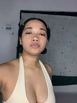 Snapshot of _sweetSabrina- chatting on May 2026 11:55:02 PM sweetSabrina- online show from May 2026 11:55:02 PM