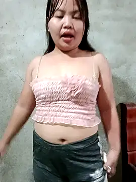 Lily Henry online show from May 2026 11:46:02 PM