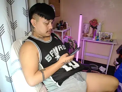 Ashtonfuckingboi online show from July 2026 05:15:02 PM