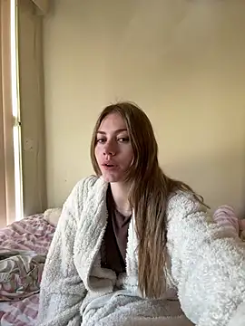 daisycollins online show from July 2026 12:26:01 AM