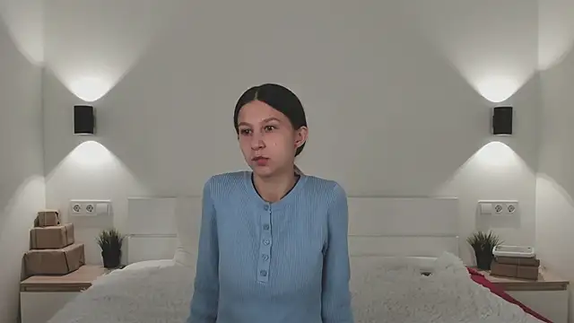 ChristiaHorde online show from May 2026 06:36:02 PM