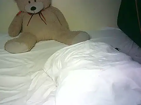 lovvelyheers online show from July 2026 03:24:01 AM