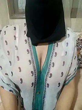 spicydalou3a online show from June 2026 11:27:02 PM