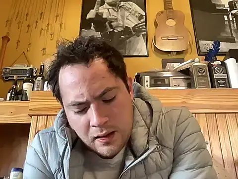 alecsgzz online show from May 2026 02:24:02 PM