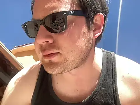 alecsgzz online show from July 2026 06:10:01 PM