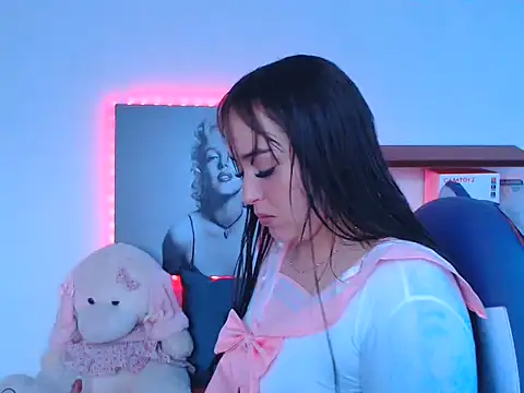 anyela bubble18 online show from June 2026 10:57:01 PM