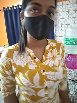 Menaxi Baby7 online show from June 2026 07:18:01 AM