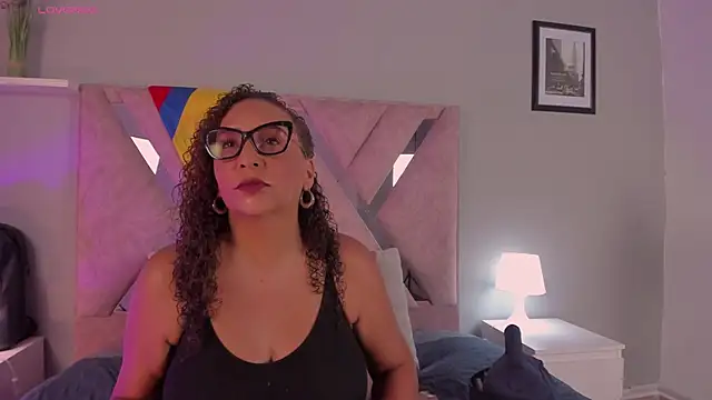 Eva-Millss online show from July 2026 07:38:02 PM