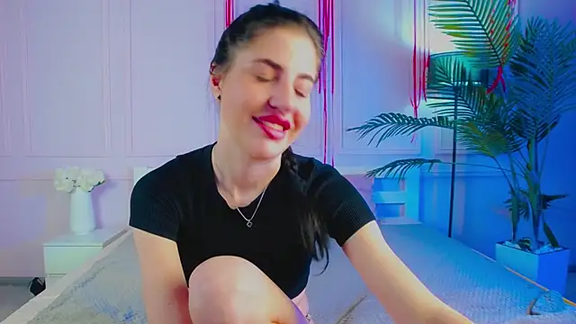 Emily xoo online show from May 2026 06:26:01 PM