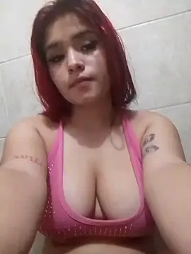 LunaClarens online show from June 2026 07:18:01 AM
