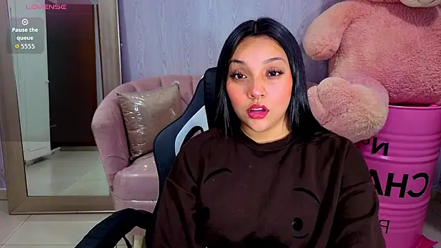 Snapshot of lia_harper_t chatting on July 2026 03:08:02 AM lia harper t online show from July 2026 03:08:02 AM