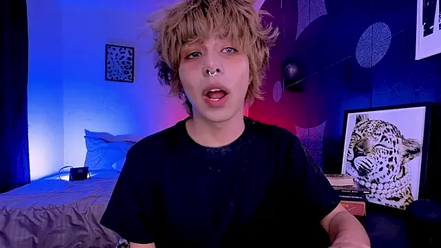 Aronn 44 online show from June 2026 12:51:02 PM