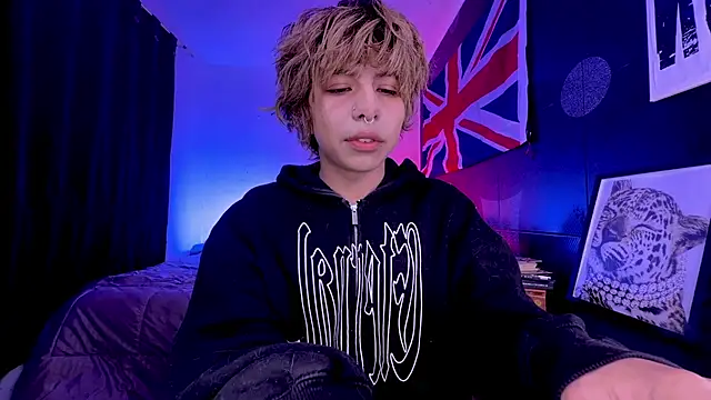 Aronn 44 online show from June 2026 08:26:02 AM