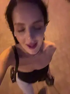 Evaryn online show from July 2026 10:39:01 PM