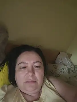 Snapshot of EmmaEmmy40 chatting on May 2026 04:08:02 AM EmmaEmmy40 online show from May 2026 04:08:02 AM