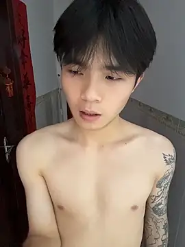 lu111222 online show from May 2026 06:59:01 PM