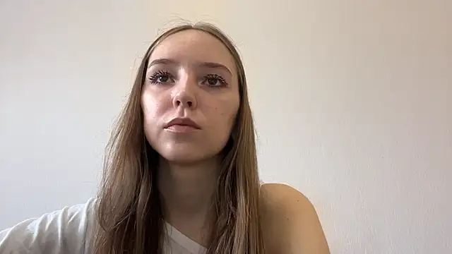 QueenBalensiefen online show from May 2026 04:20:02 AM