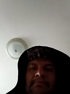matdog027374 online show from May 2026 03:17:01 PM