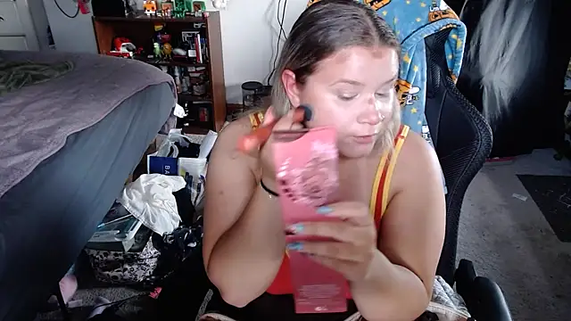 prettybabygurl04 online show from May 2026 09:22:02 PM