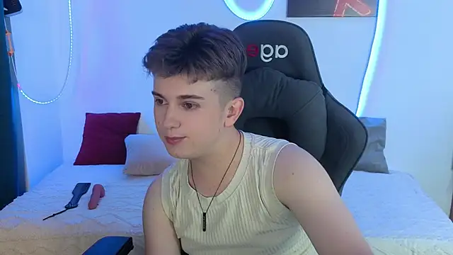 Miless Cooper online show from July 2026 08:16:01 PM