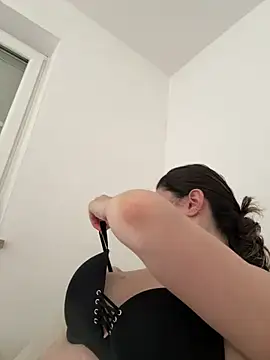 OliviaBaby- online show from July 2026 04:44:01 PM