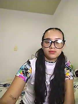 L0lita Emi12 online show from May 2026 11:05:02 AM