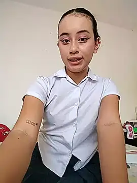 L0lita Emi12 online show from June 2026 03:21:02 PM