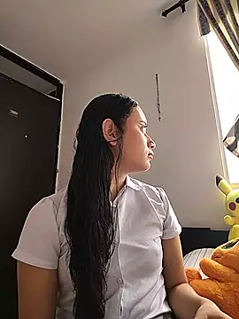 L0lita Emi12 online show from July 2026 06:37:01 PM
