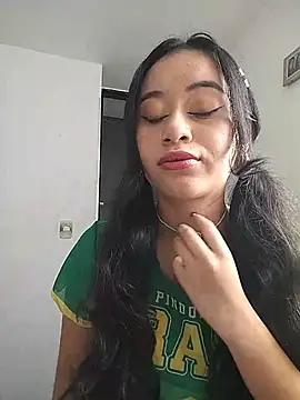 L0lita Emi12 online show from July 2026 04:36:01 PM