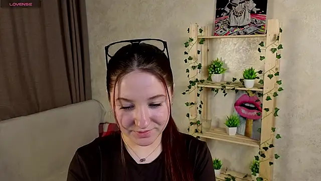 RudyLienna online show from May 2026 04:29:01 AM