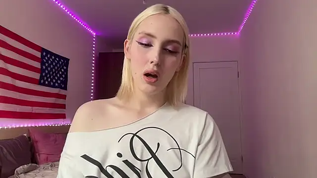 llinabarbie online show from August 2026 03:05:01 PM