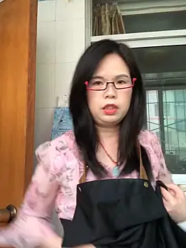 nidejiejie online show from May 2026 03:48:01 AM
