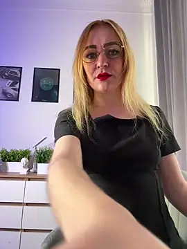 CherryChaos  online show from June 2026 06:22:02 AM