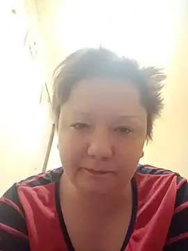 Snapshot of Tina_Mirabella chatting on May 2026 06:26:01 PM Tina Mirabella online show from May 2026 06:26:01 PM