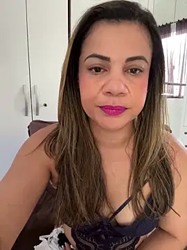 lary8 online show from May 2026 04:59:01 PM