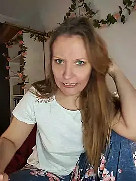 Candy Cougar online show from May 2026 06:54:02 AM