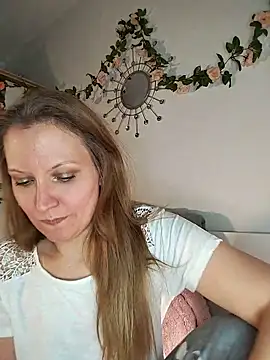 Candy Cougar online show from May 2026 08:09:02 AM