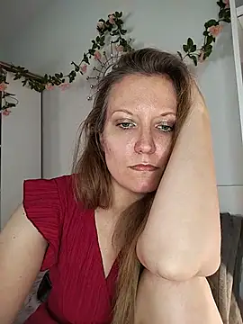 Candy Cougar online show from June 2026 06:47:02 AM
