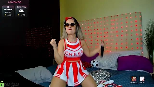 Nikki Mi1k online show from July 2026 05:27:01 PM