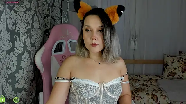 Nikki Mi1k online show from July 2026 01:23:02 AM