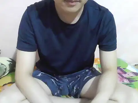 Zineyy online show from June 2026 04:22:01 PM