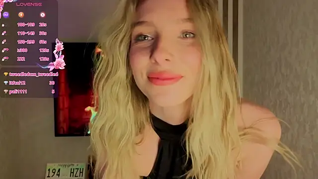 NikkiNicoleNyx online show from May 2026 04:04:02 PM