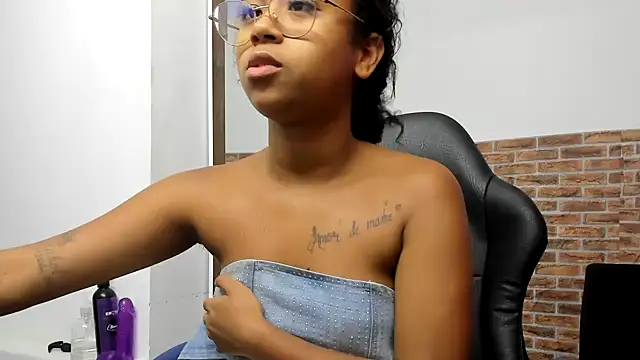 wizarpamela online show from July 2026 06:38:02 PM